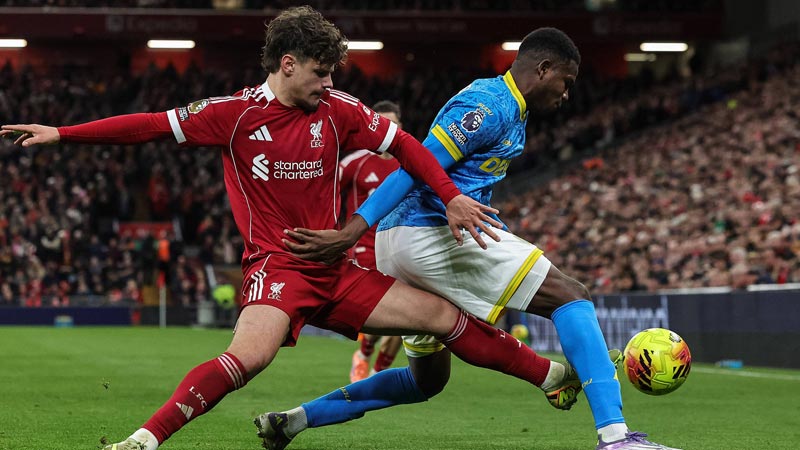 申花vs广岛三箭全场数据：射门13-14，控球率36-64