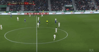 雄鹿最近12场狂输10场，排名跌出东部前十